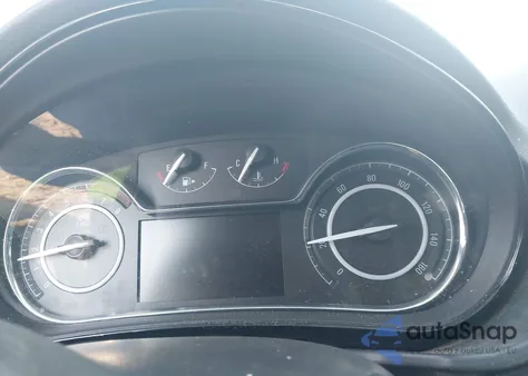 2015 Buick Regal Turbo/E-Assist Premium I z USA, uszkodzony, nr VIN 2G4GN5EX1F9158473